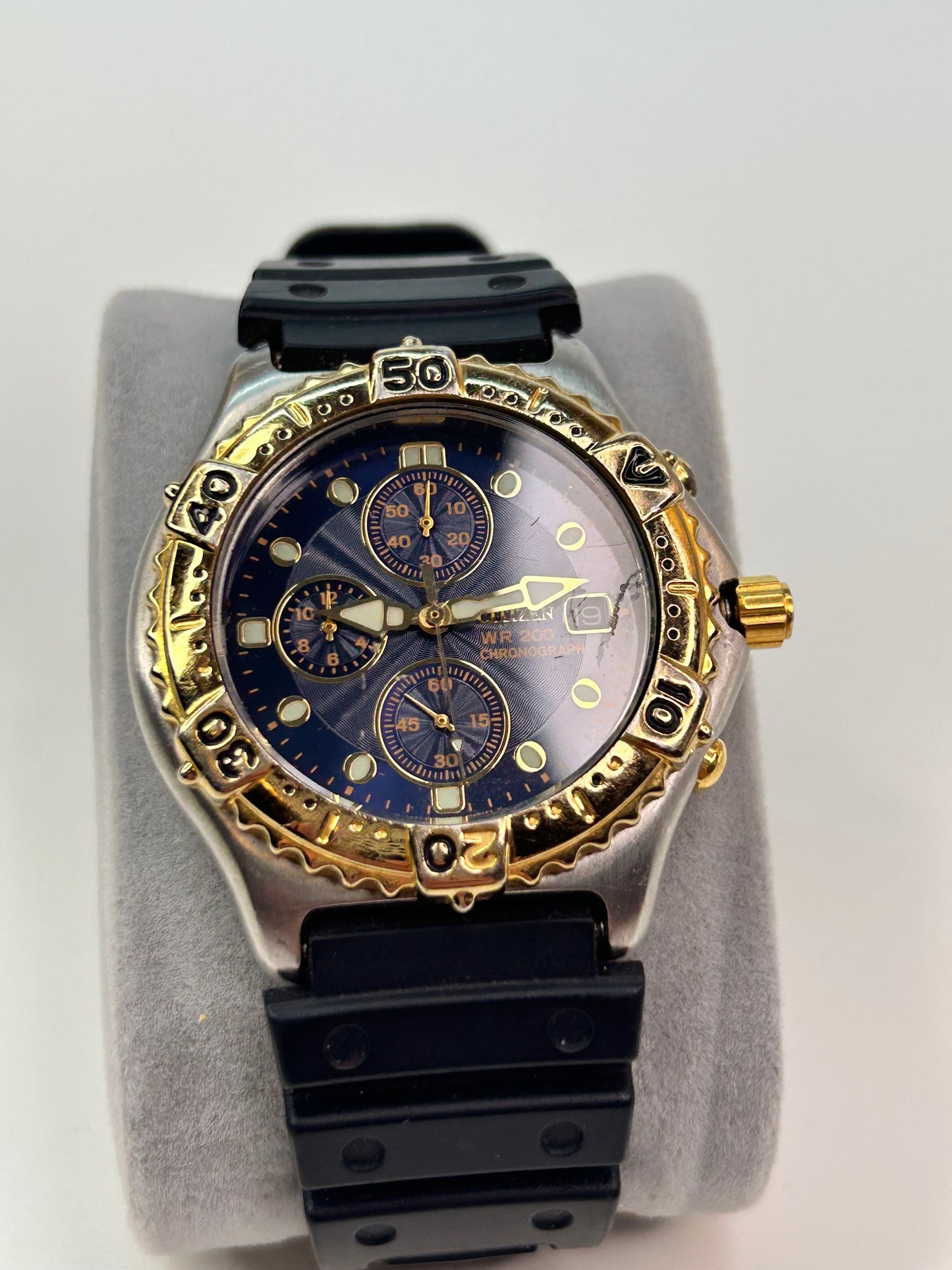 Citizen Gold Tone Stainless Steel Black Sport Band 200m Diver's Chronograph Men's Watch Model 0510-h04490