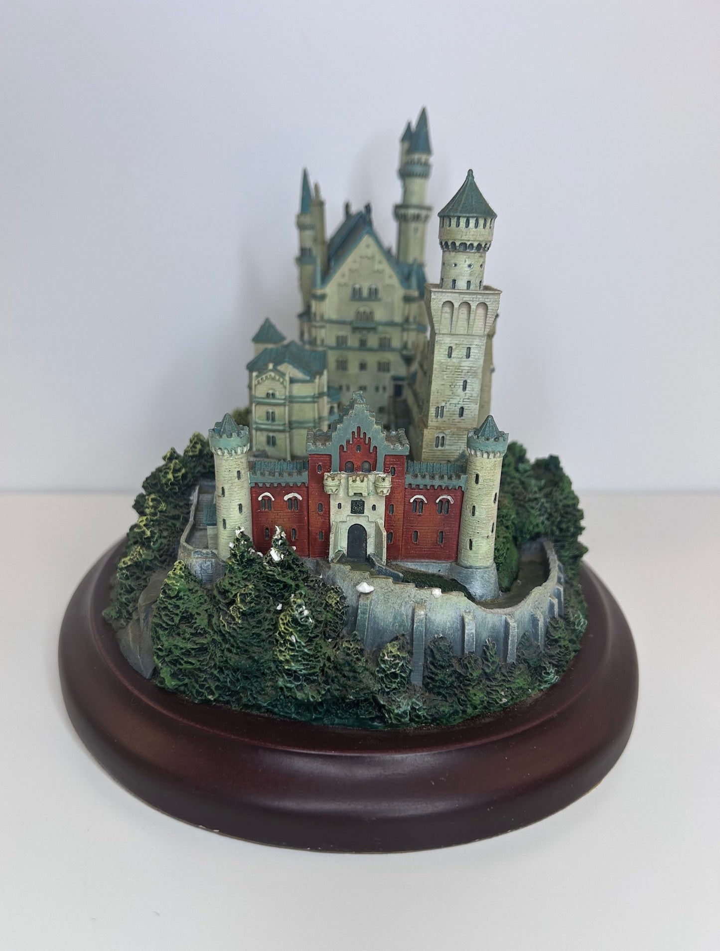 Neuschwanstein Castle Collectible Lenox Great Castles of the World Collection Original Box with COA