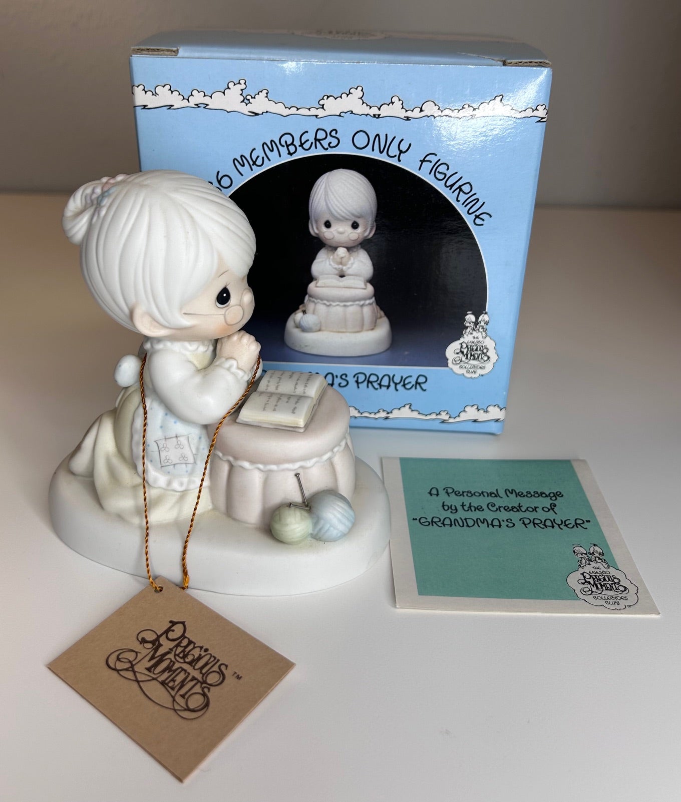 Precious Moments Vintage 1986 Members Only Figurine Grandma's Prayer Original Box Mint