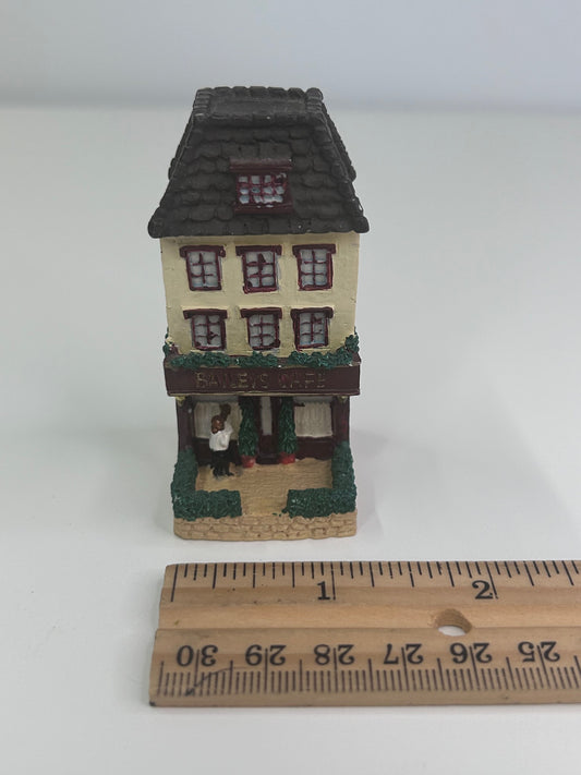 Baileys Vintage 1999 Limited Edition Continental Cafes Coffee Shop Figurine