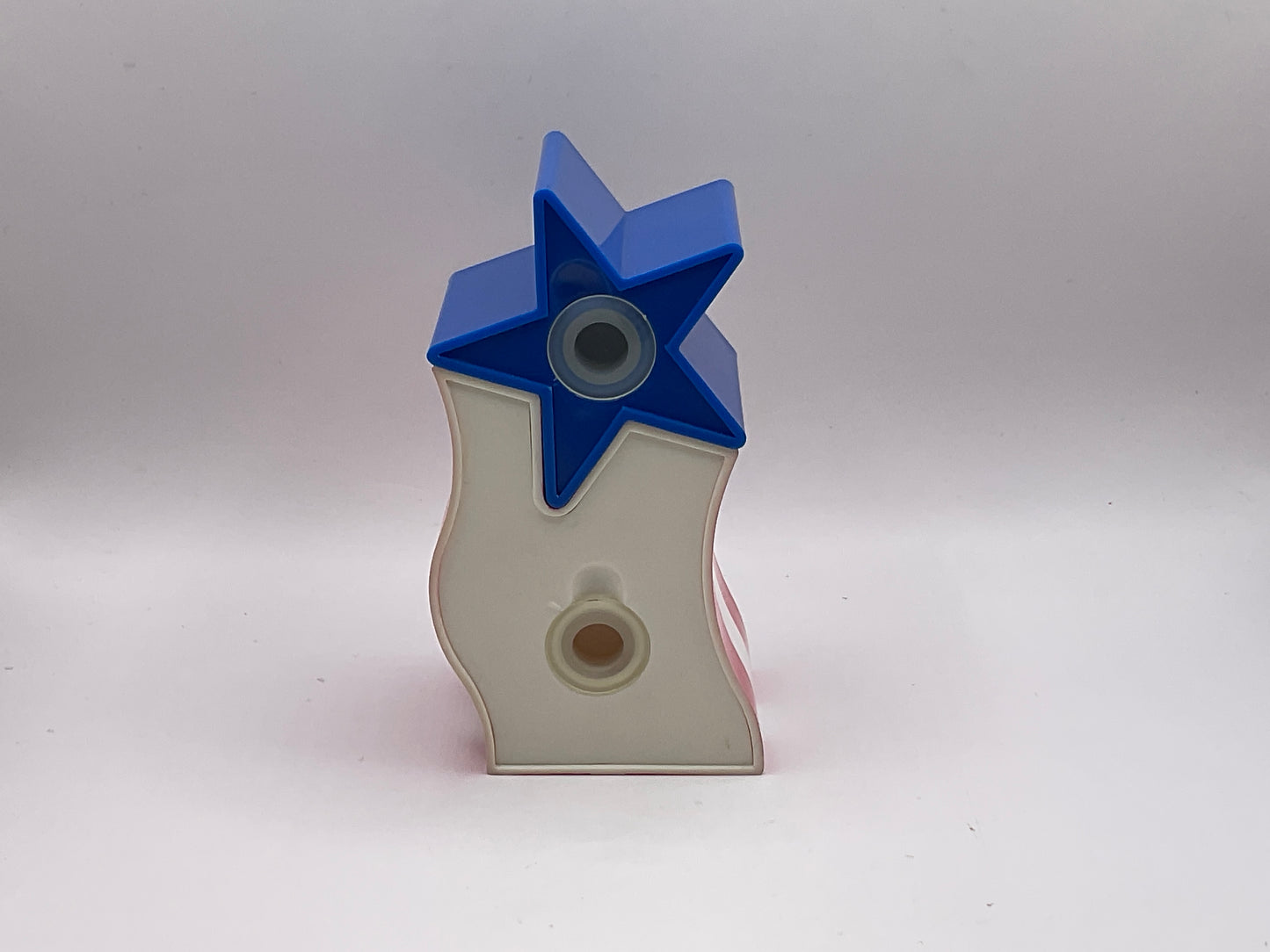 Avon Star Spangled Serveware Collection Patriotic American Flag Themed Salt & Pepper Shakers Set New in Box