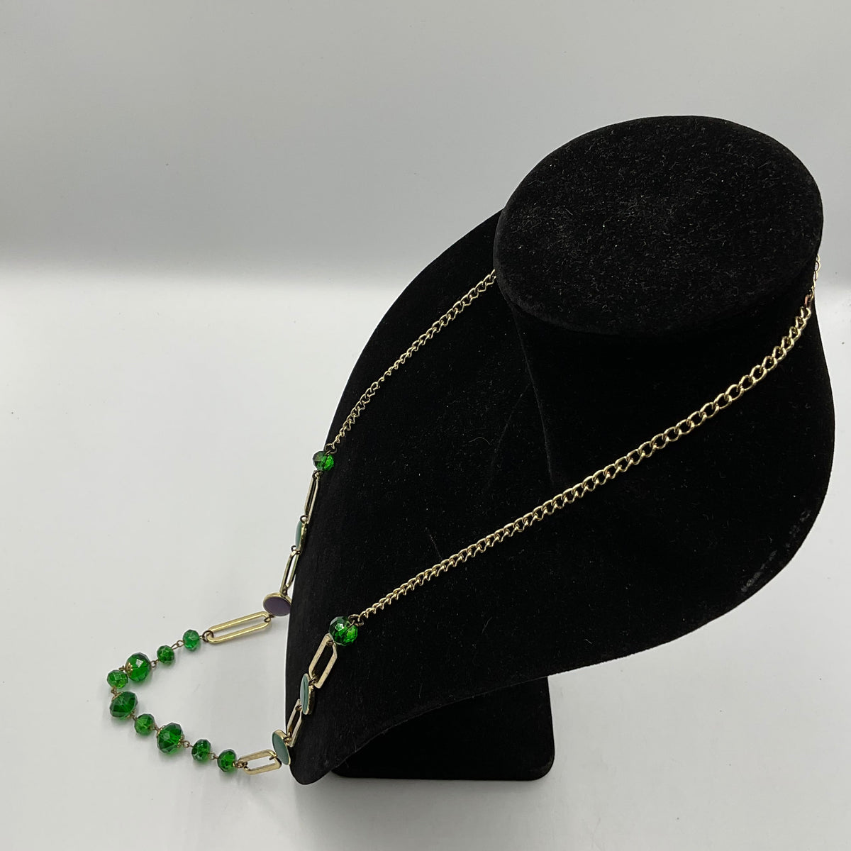 Emerald Green and Amythyst Color Goldtone Necklace Fashion Jewelry