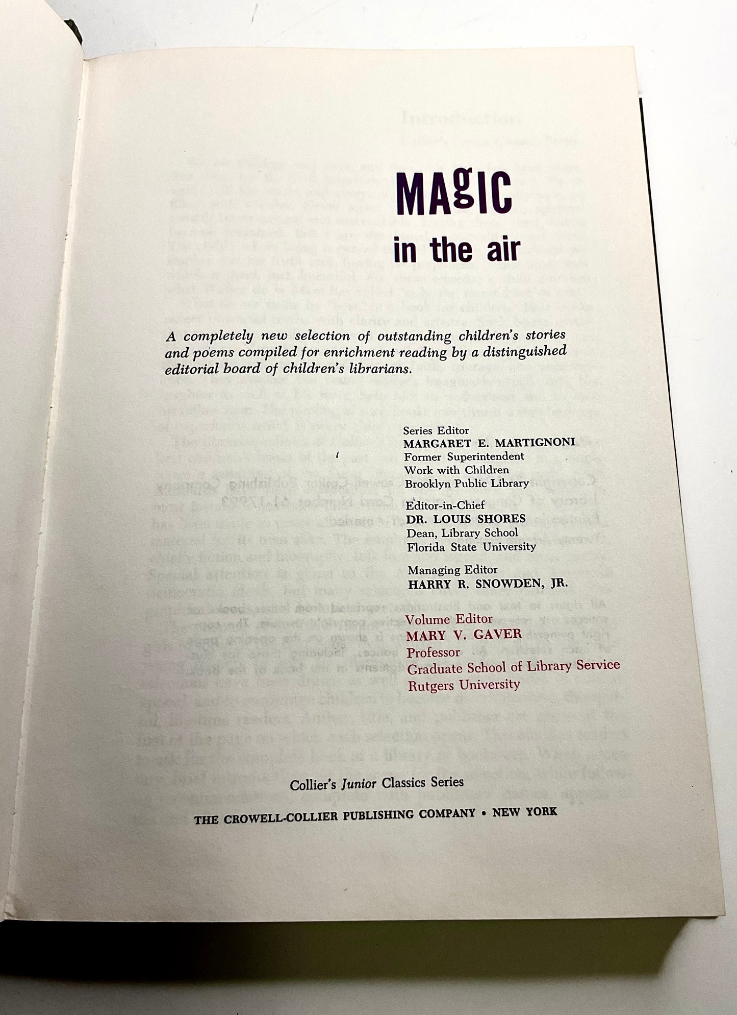 Magic in the Air Collier's Junior Classics Series #3 Vintage 1962 Hardcover Book Crowell-Collier Publishing Company Excellent Condition