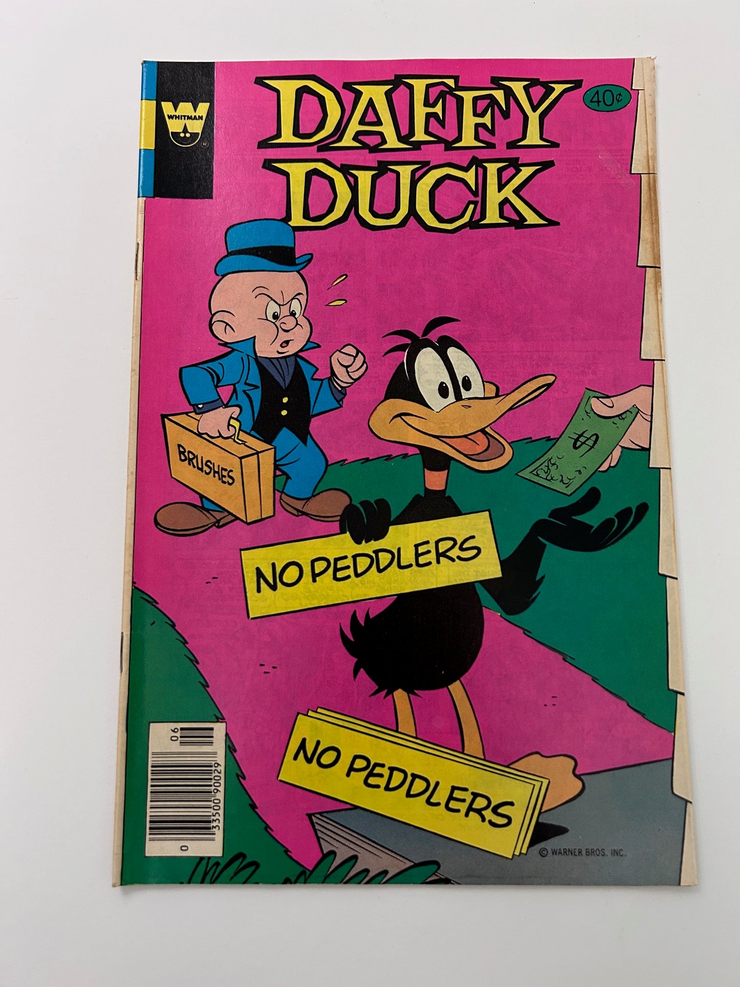Daffy Duck #122 No Peddlers Vintage 1979 Whitman 40 Cent Comic Book