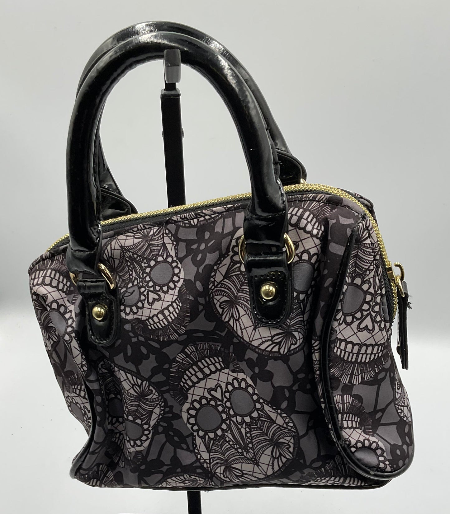 Betsey Johnson Sequin Skull Tote Handbag Bow Goldtone Hardware