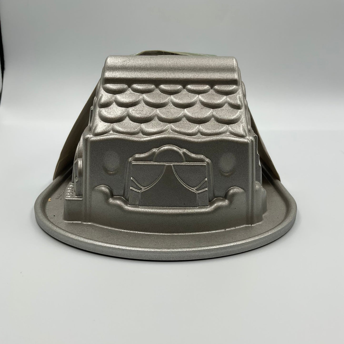 Nordic Ware Platinum Collection Gingerbread House Bundt Pan