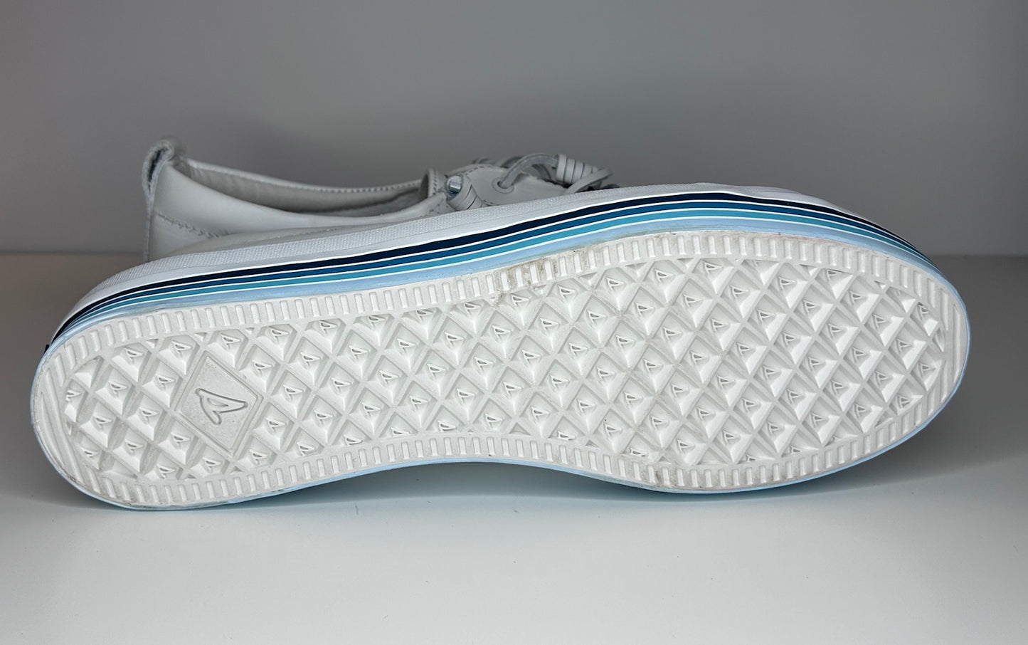 Sperry Topsiders White and Blue STS 87183 Womens Size 12 Not in Original Box