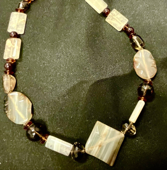 Flat Square Marbled Quartz-Like Stone Beaded Fashion Necklace Bar and Toggle Clasp 19.5 Inches
