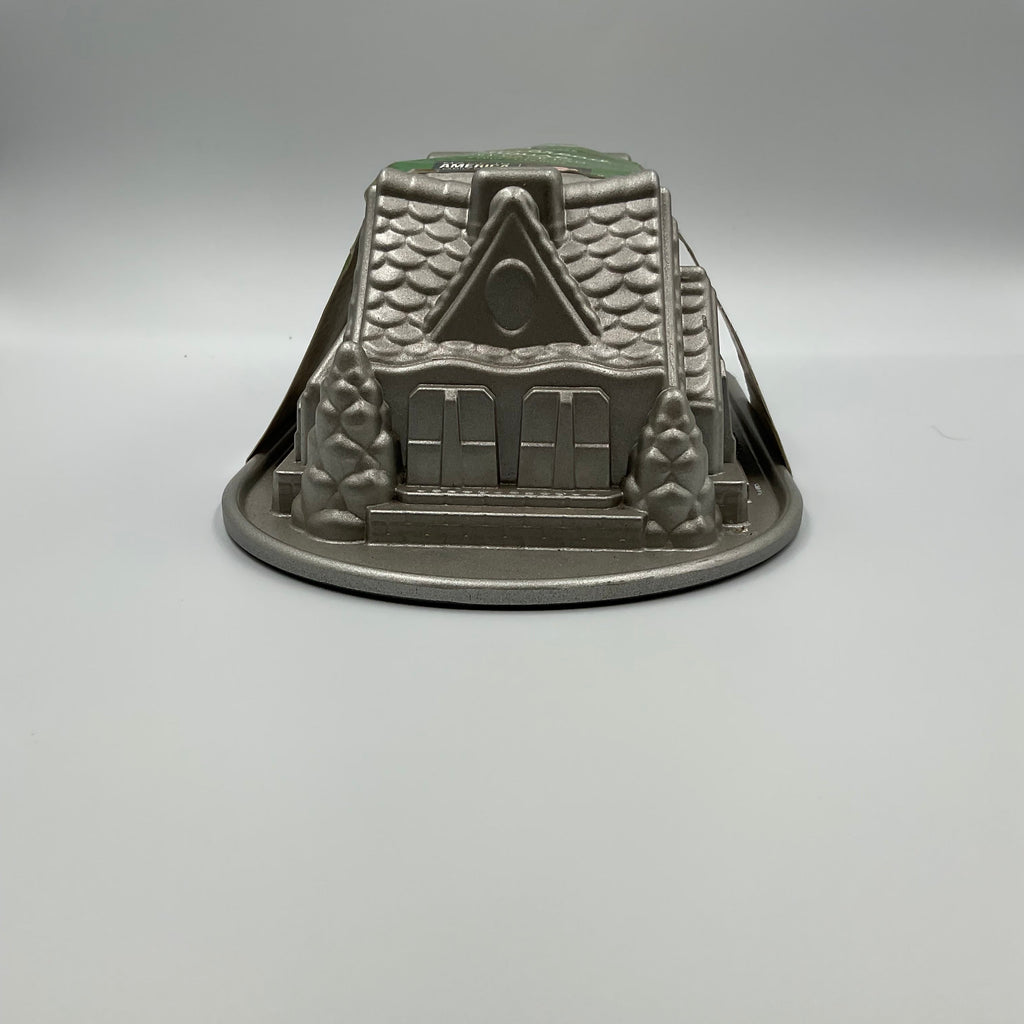 Nordic Ware Platinum Collection Gingerbread House Bundt Pan