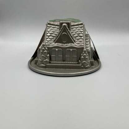 Nordic Ware Platinum Collection Gingerbread House Bundt Pan