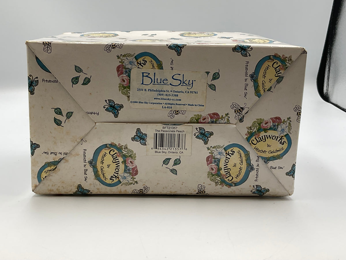 Blue and White Porcelain Lidded Soup Tureen Butterfly Handle Chinoiserie
