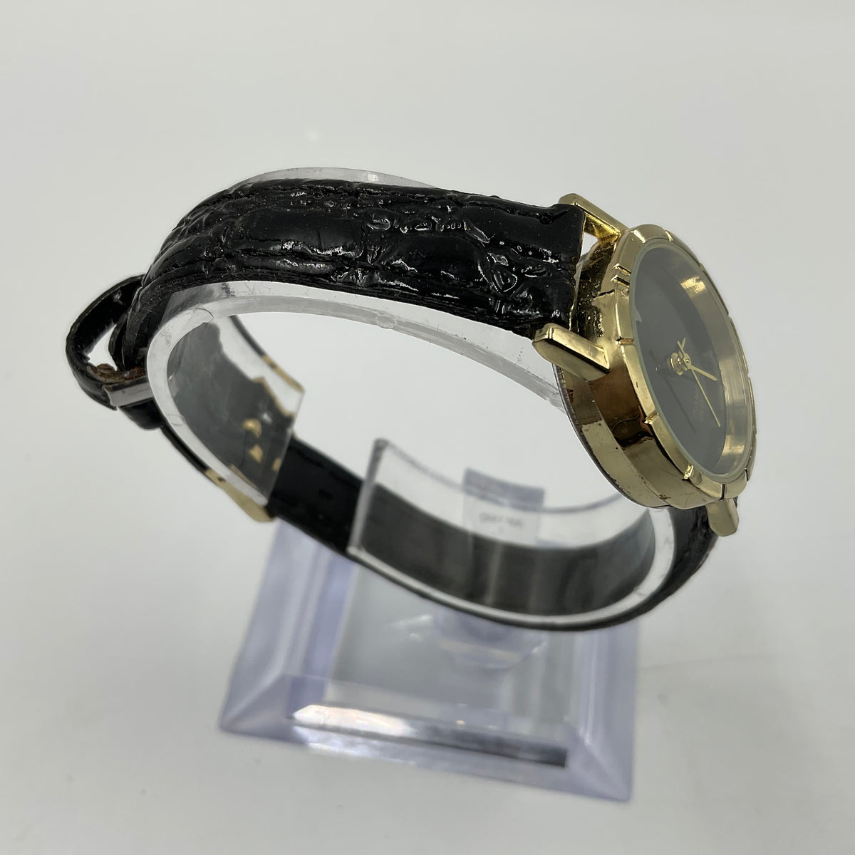 Vintage Style Women’s Diamond Quartz Wristwatch