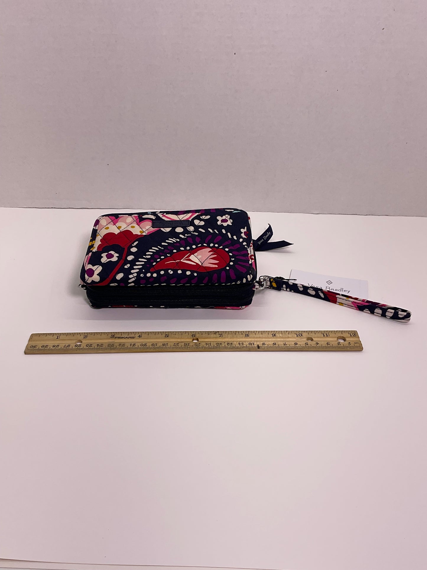 Vera Bradley RFID 3-in-1 Crossbody Painted Paisley NWT