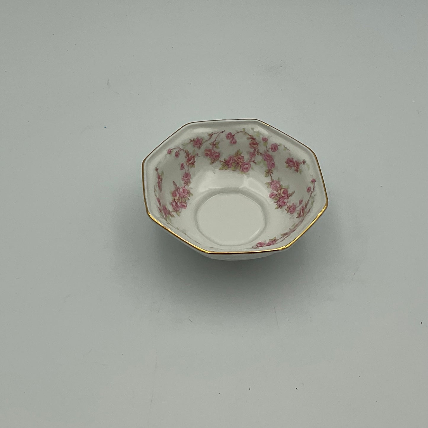 EL Schumann Arzberg Germany Bridal Rose Sugar bowl