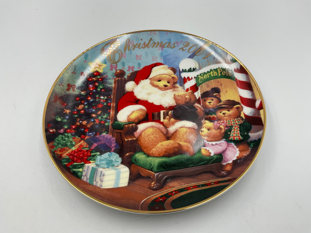 2001 Avon Collector’s Plate “A. Visit From Santa”