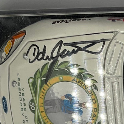 Dale Jarrett Autographed 1:24 Scale Die-Cast Model Car NASCAR #88 Replica