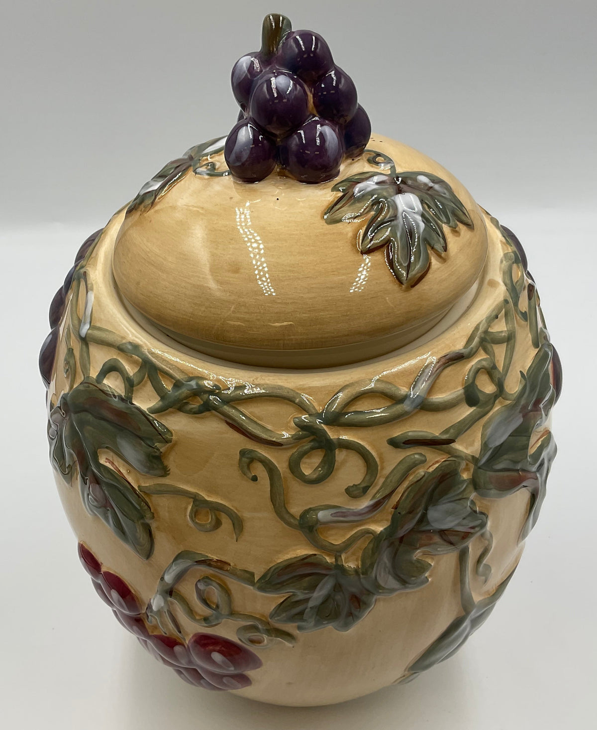 Noble Excellence Meritage Grape Vine Ceramic Covered Canister Jar