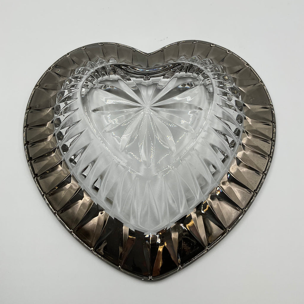 Boxed Mikasa Glass Heart Dish