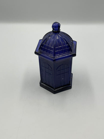 Biltmore Holiday Phone Booth Winter Snow Soy Blend Candle