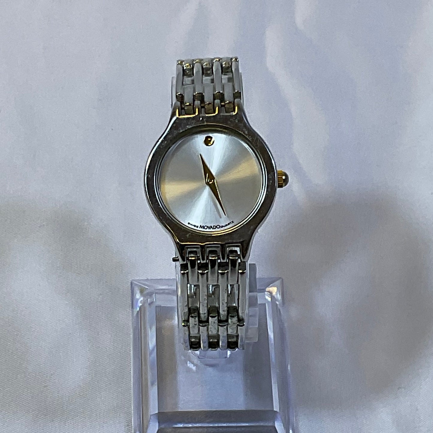 Movado 7777 Silvertone Women's Watch Goldtone Accents Pre-Owned