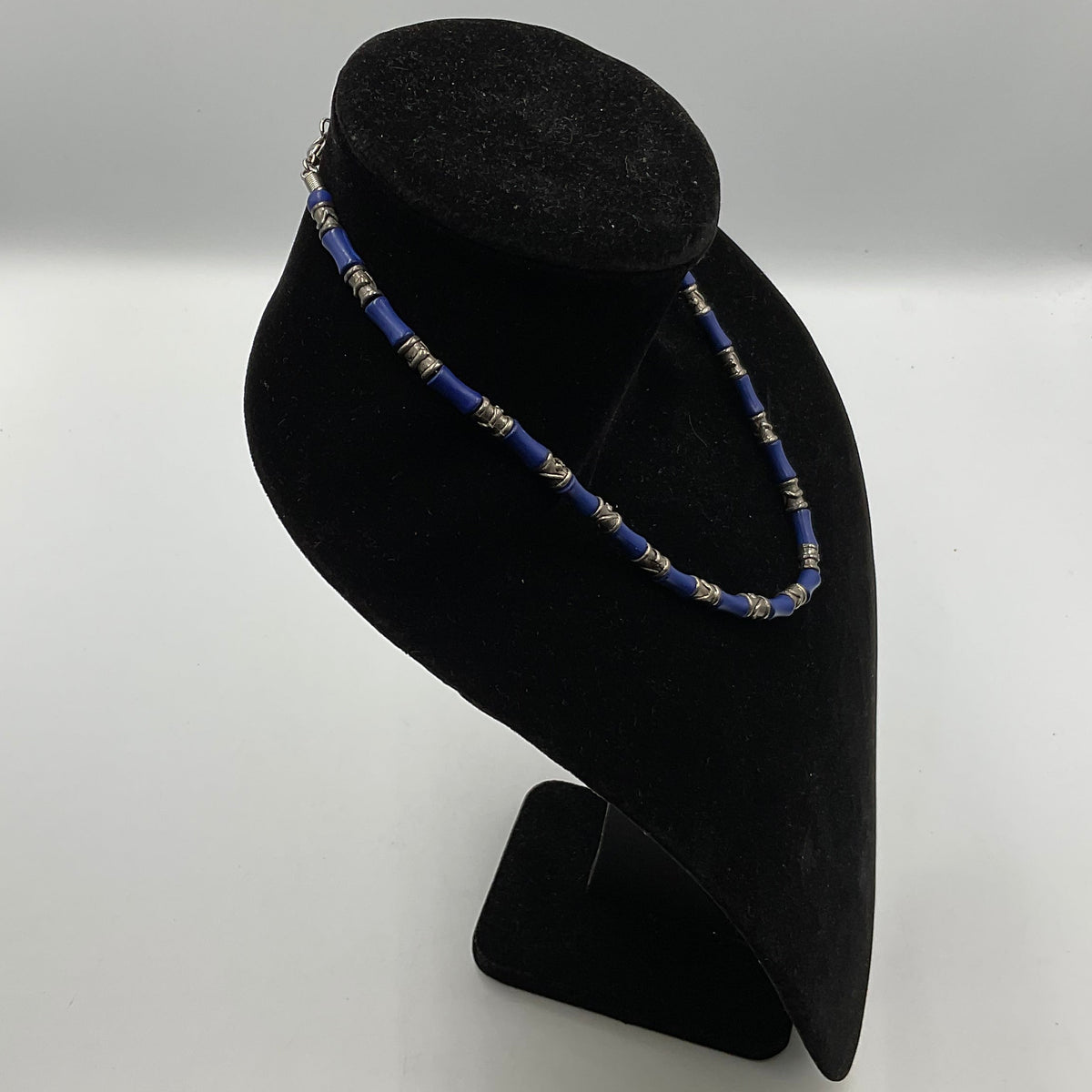 Blue and Silvertone Tube Shaped Beads Fashion Jewelry Necklace