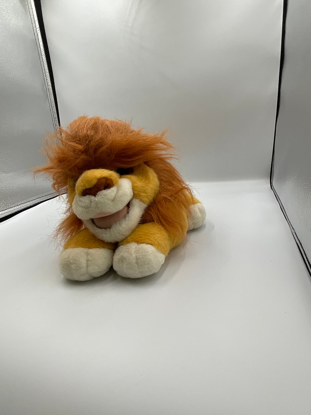 vintage 1993 Disney The Lion King "Roaring Simba" Plush Hand Puppet