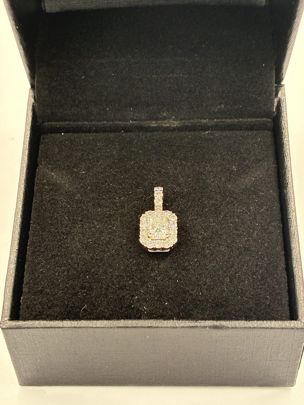 14K Gold 2/3 Carat Diamonds 0.40 CT Center Radiant Emerald Cut Pendant RSJ