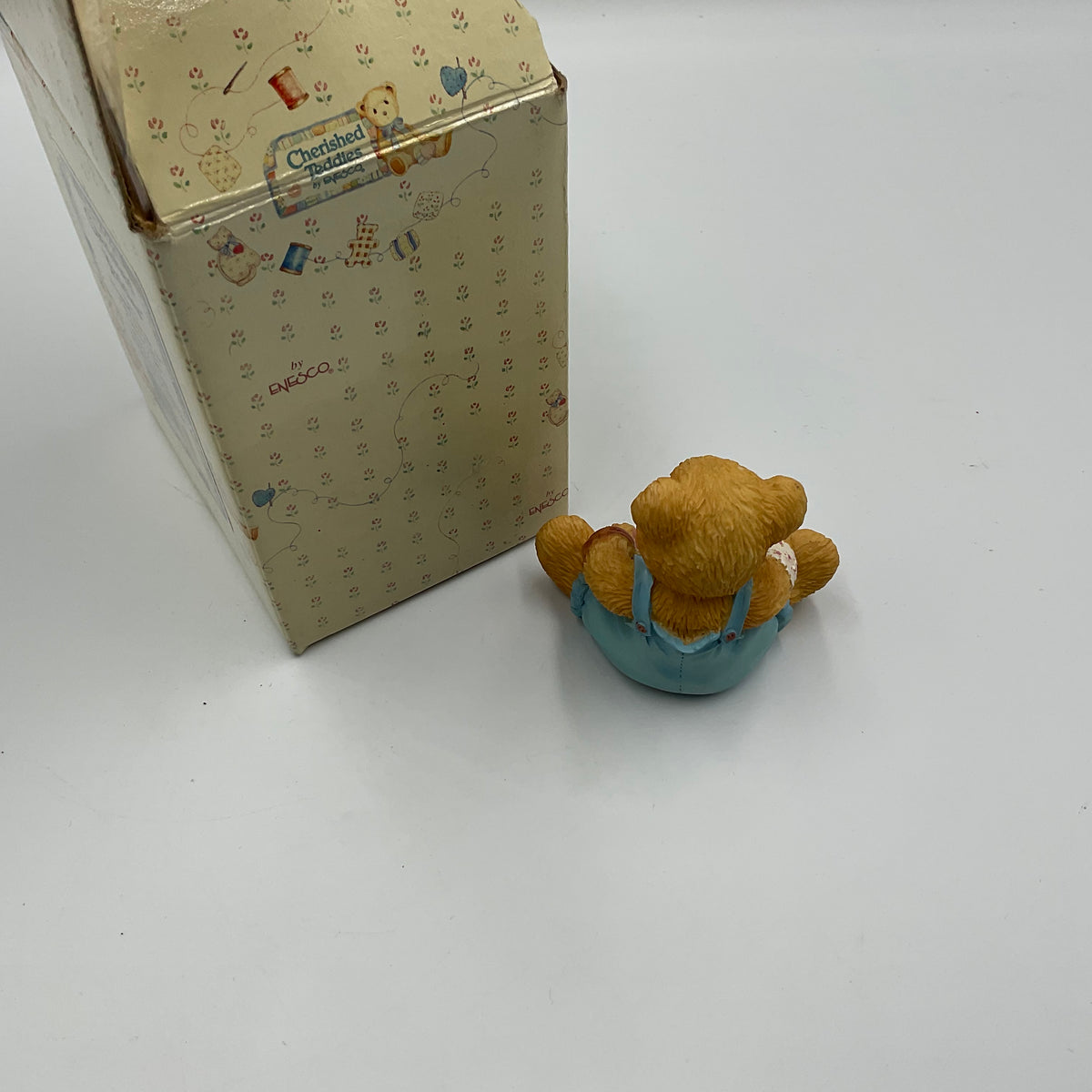 Cherished Teddies “Friendshio Is In The Air”Figurine