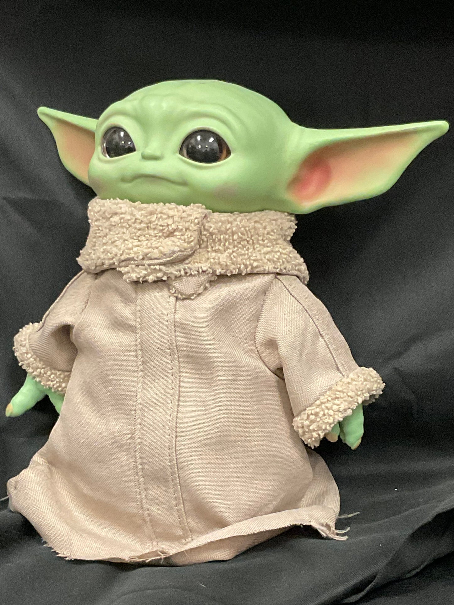 Star Wars The Mandalorian The Child Baby Yoda Plush 11” Doll Tan Robe Soft Body