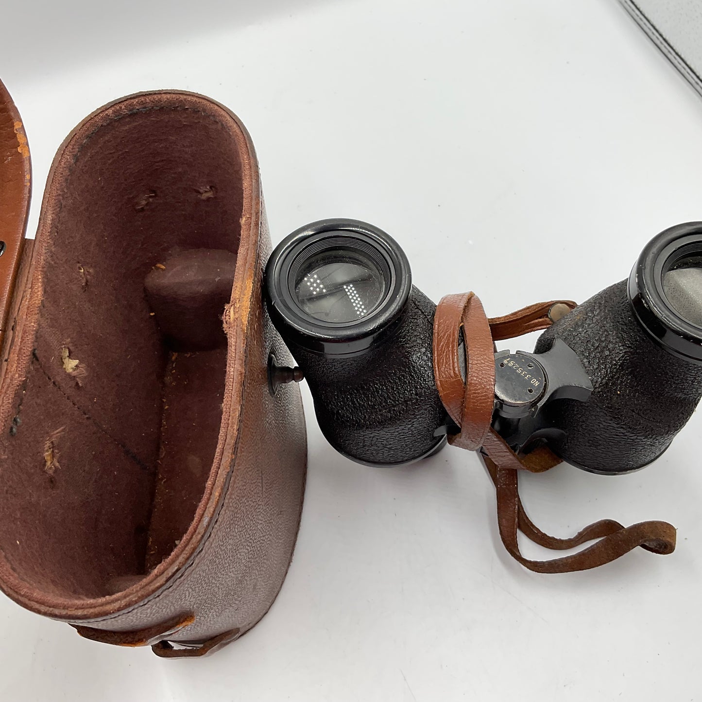 Nash-Kelvinator WWII Era U.S. Army M-16 Binoculars In Case