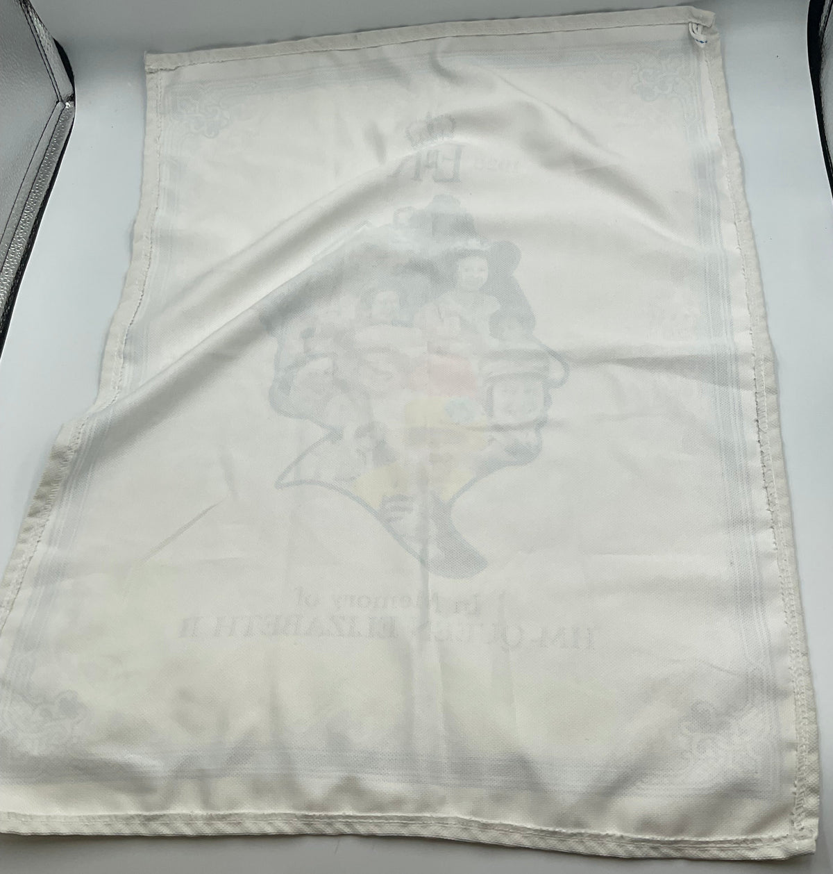 HM Queen Elizabeth II Memorial Silhouette Tea Towel 1926-2022 Unused