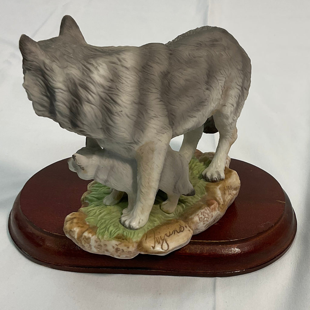 Grey Wolves Vintage 1995 Masterpiece Porcelain Homco Endangered Species Series