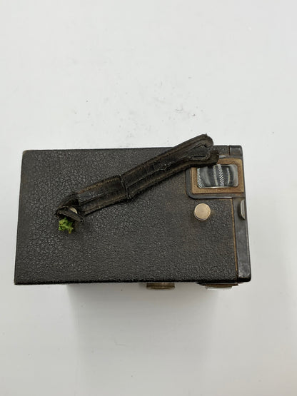 Eastman Kodak Vintage Brownie Target Six-16 Model Camera untested