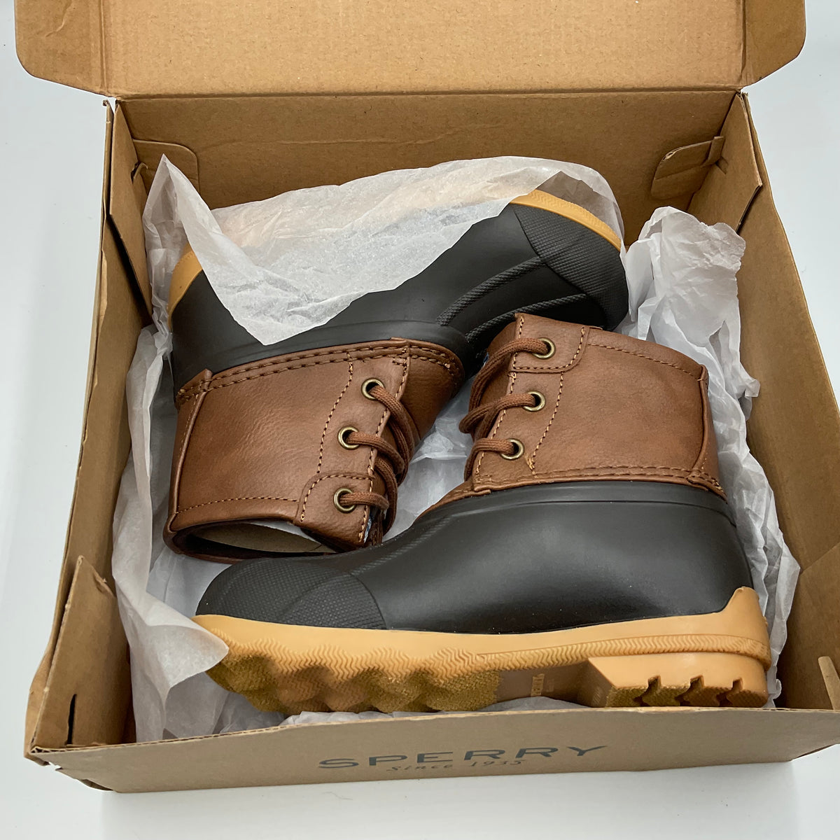 Sperry Port Duck Boots Boys Size 9M