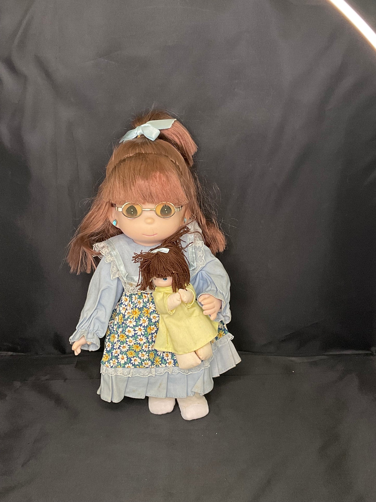Vintage Precious Moments Daisy April Spring Edition Doll