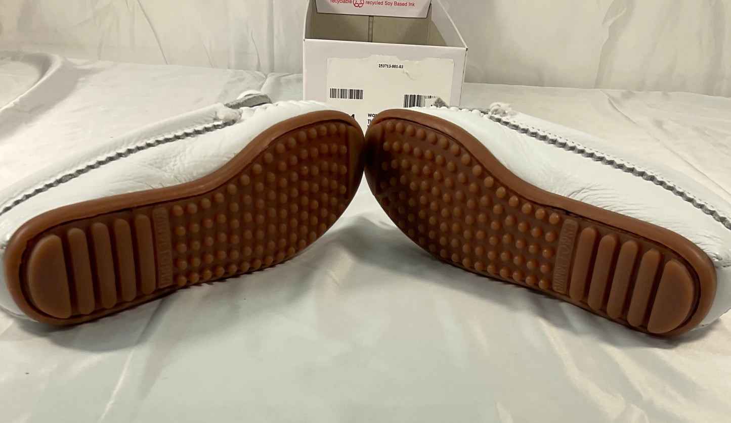 MINNETONKA White Leather Beaded Thunderbird Indian Moccasin Loafers Women's Shoes Size 5.5