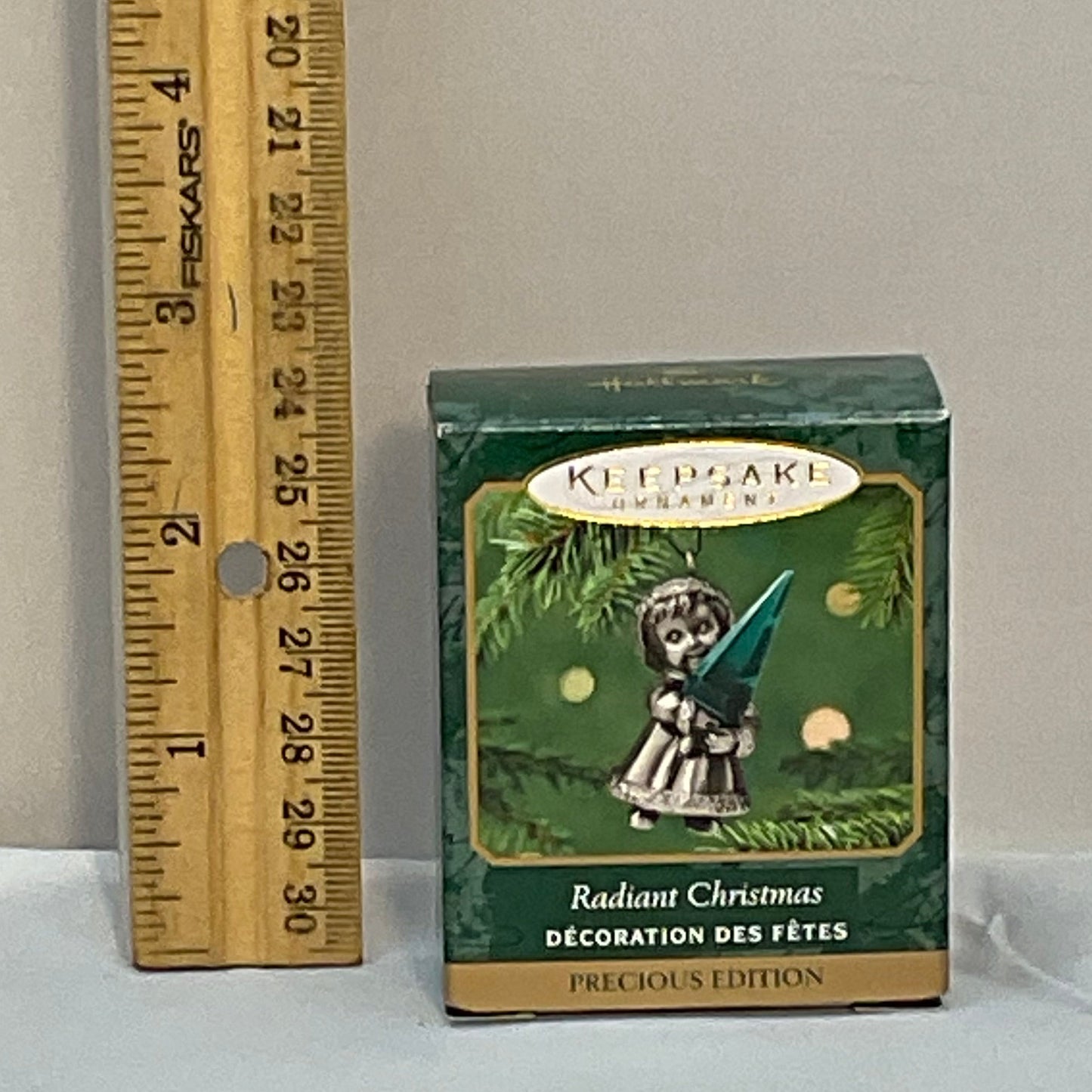 Hallmark Radiant Christmas Crystal & Pewter 2001 Miniature Keepsake Ornament