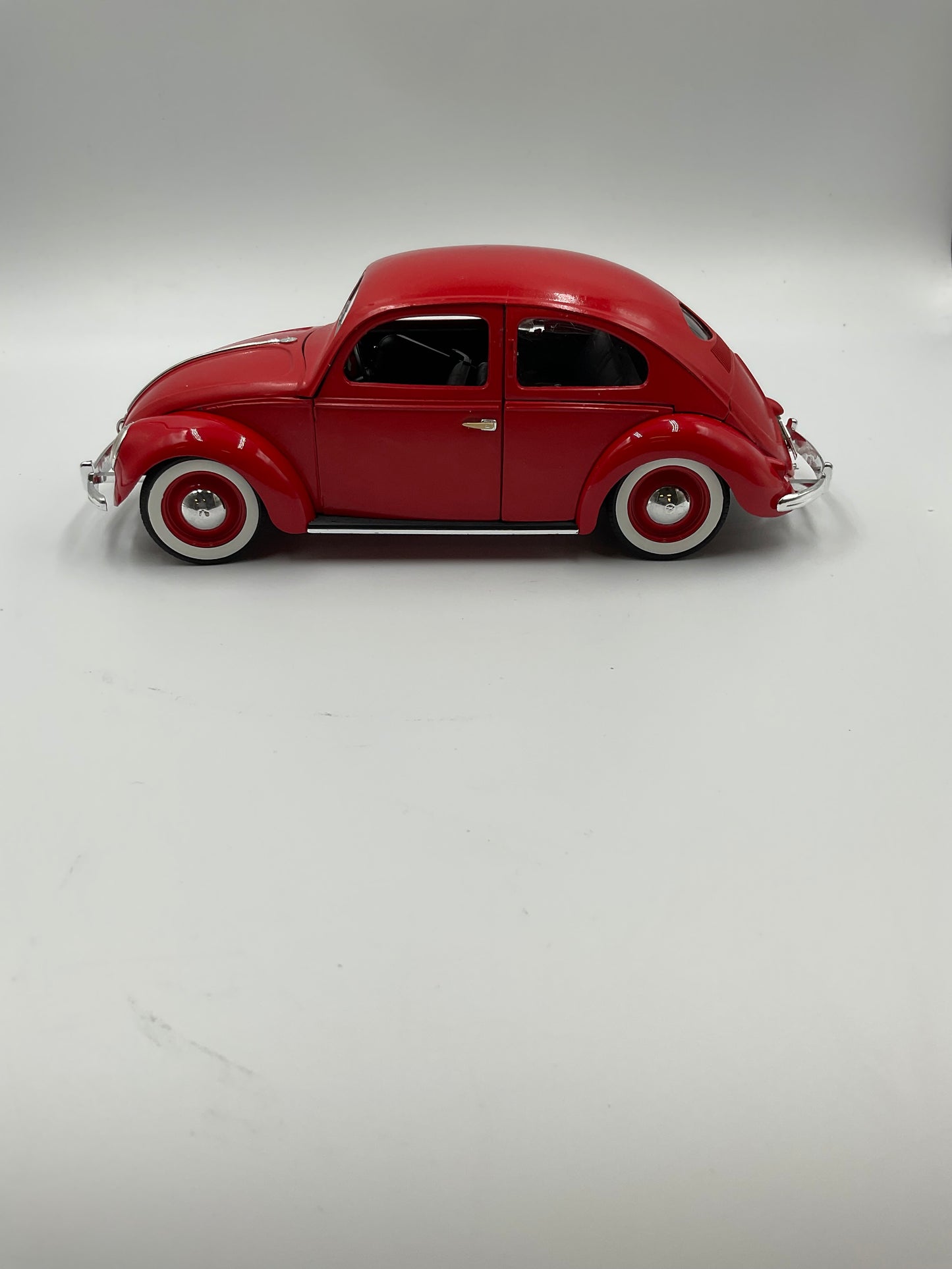 PRESTIGE Solido Volkswagen Beetle Diecast Model Car 1:18 w/ Box