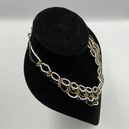 White/Gold/Black Design Chain Necklace