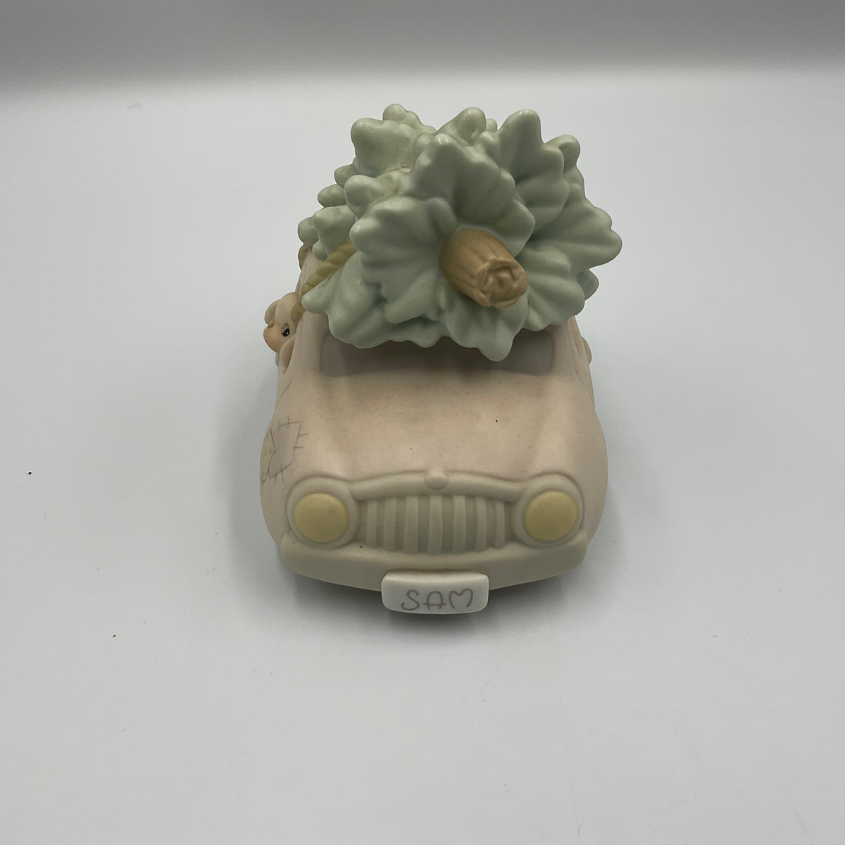 Precious Moments Sugar Town Car Figurine