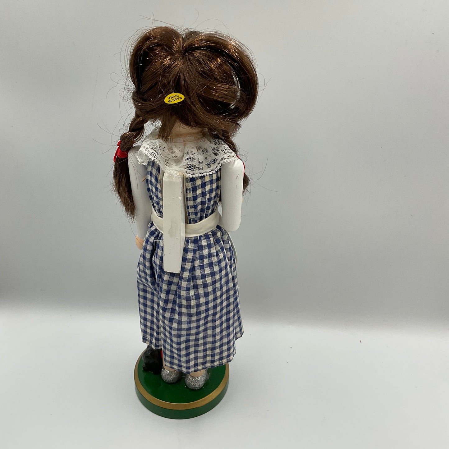 Dorothy And Toto 14 Inch Nutcracker