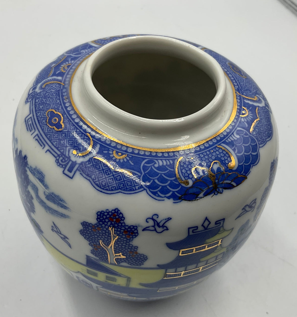 Vintage Chinese Chinoiserie Blue White Pagoda Ginger Jar No Lid