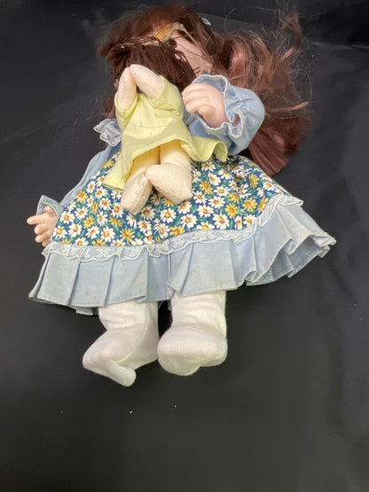 Vintage Precious Moments Daisy April Spring Edition Doll