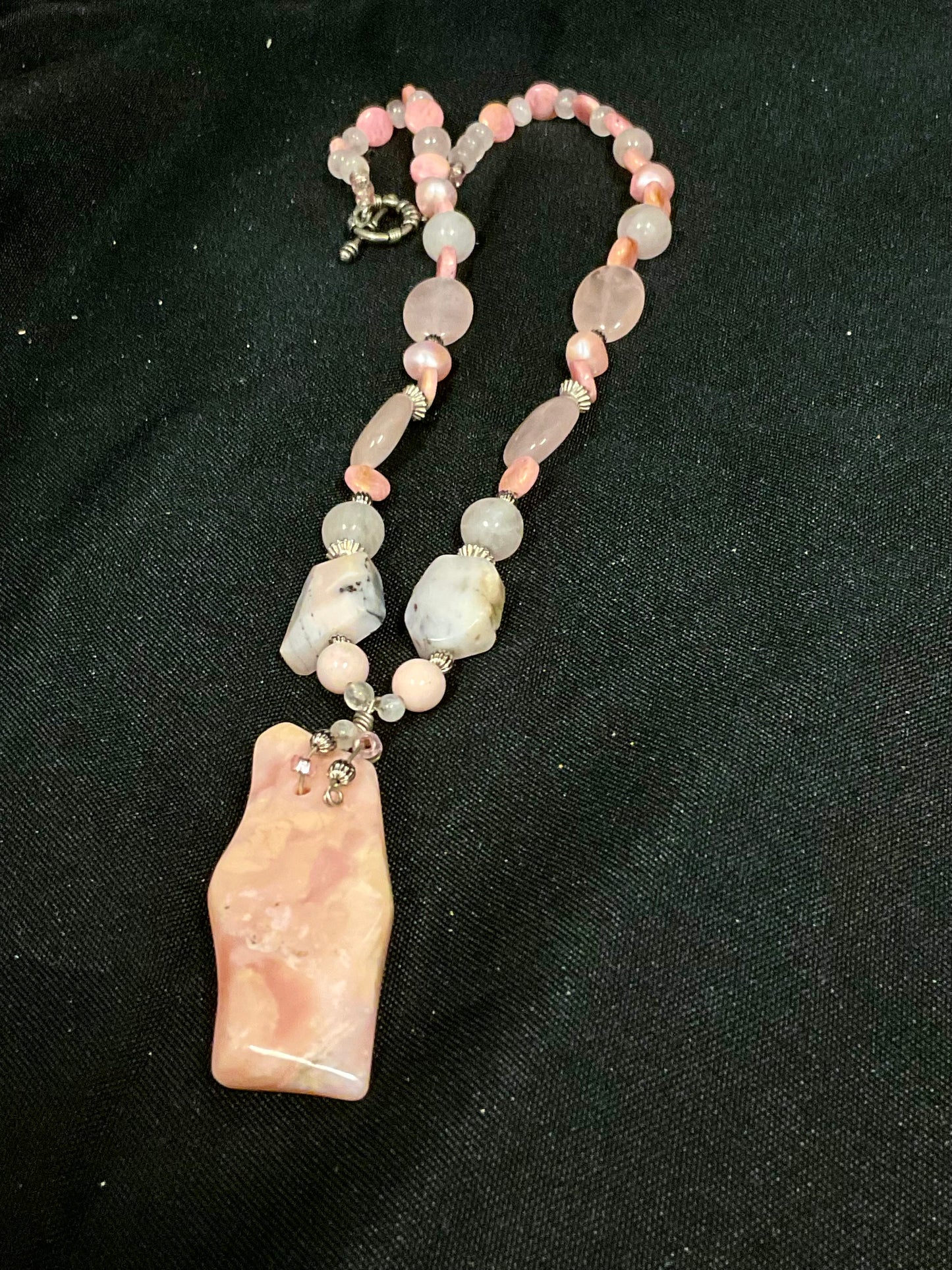 Pink and White Beaded Necklace with Pink Stone Pendant