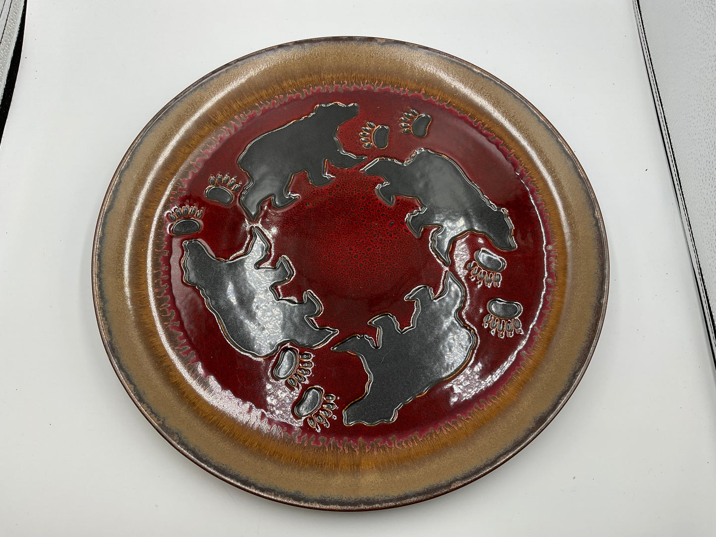 Rustic Bear Round Ceramic Serving Platter Red Brown Lodge Cabin Decor