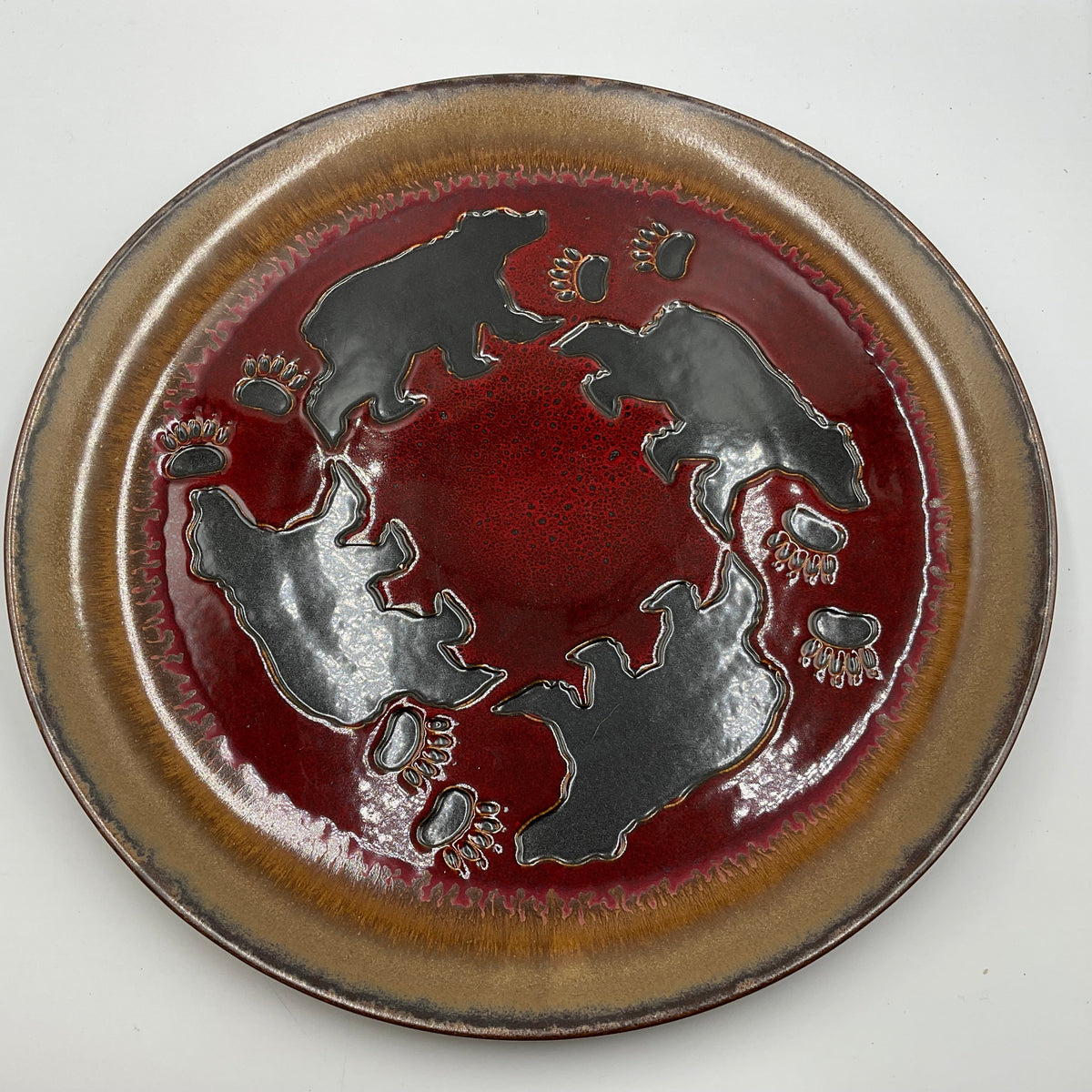 "Fusion Bear" Round Ceramic Serving Platter Red Brown Lodge Cabin Decor Big Sky Carvers