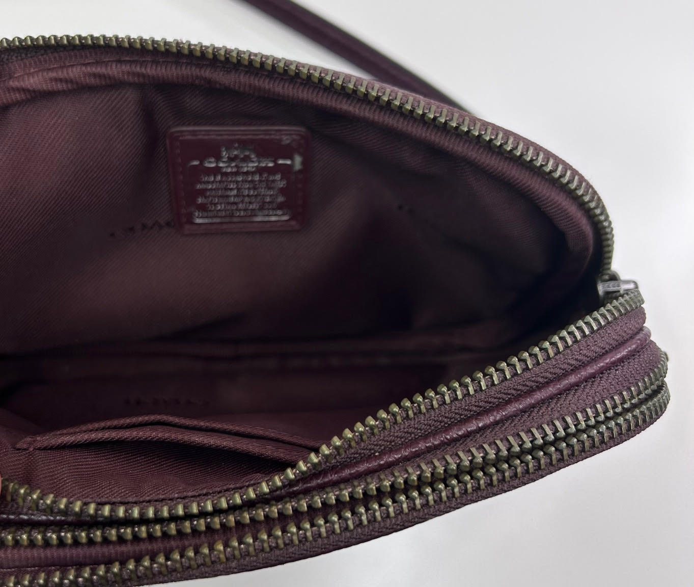 Coach Canyon Quilt Crossbody Clutch Wristlet Mixed Materials Pebble Leather Metallic Leather Suede