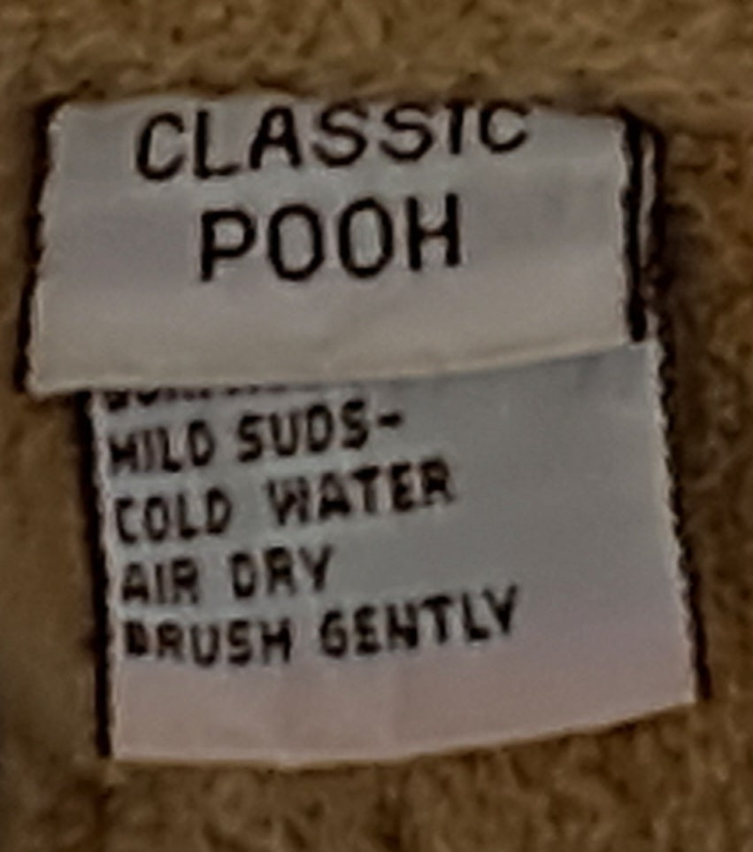 Disney Classic Winnie the Pooh Bear Gund Vintage Stuffed 6 Inch Collectible Plush Plushie Toy Excellent Condition