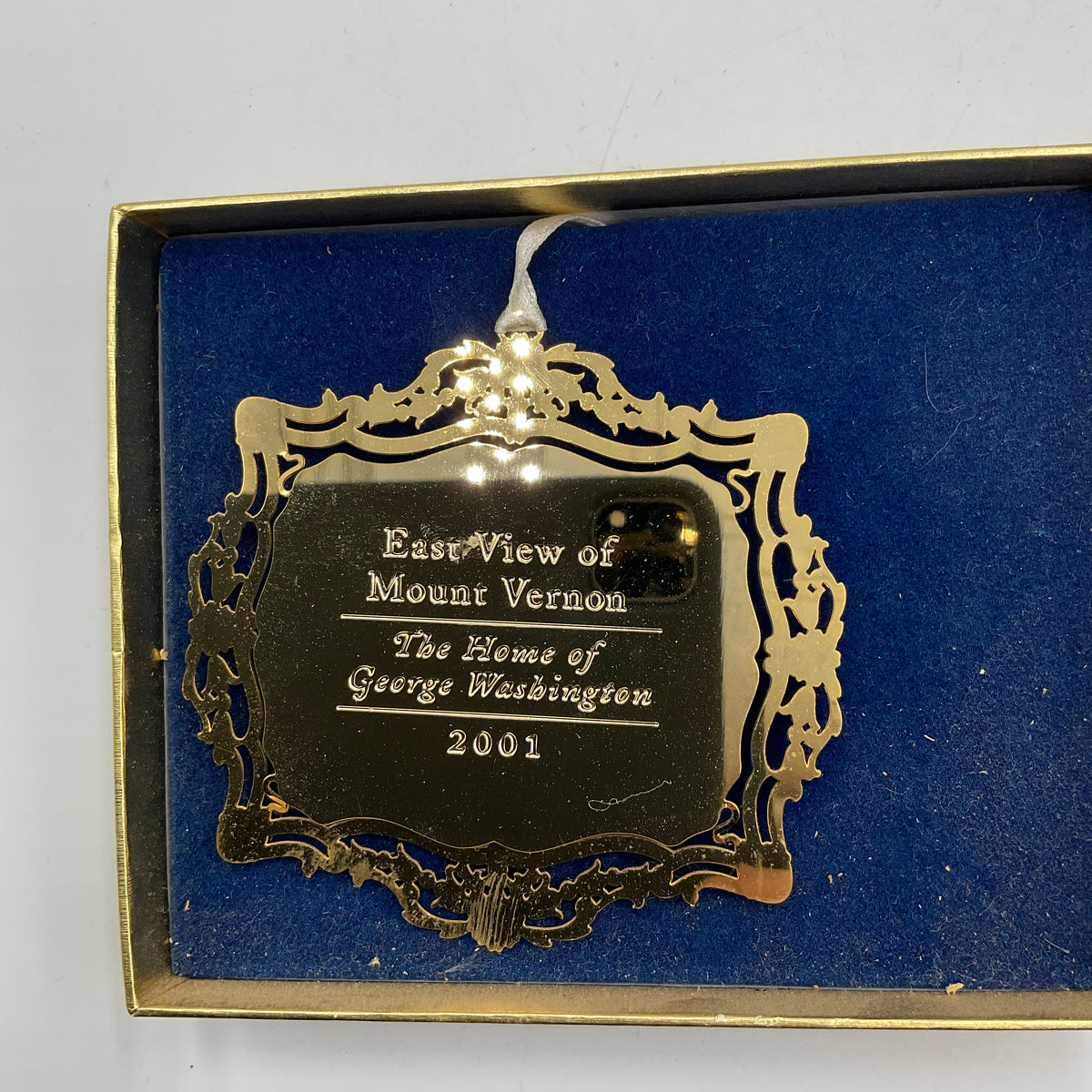 2001 Commemorative Ornament East View Of Mount Vernon In Box