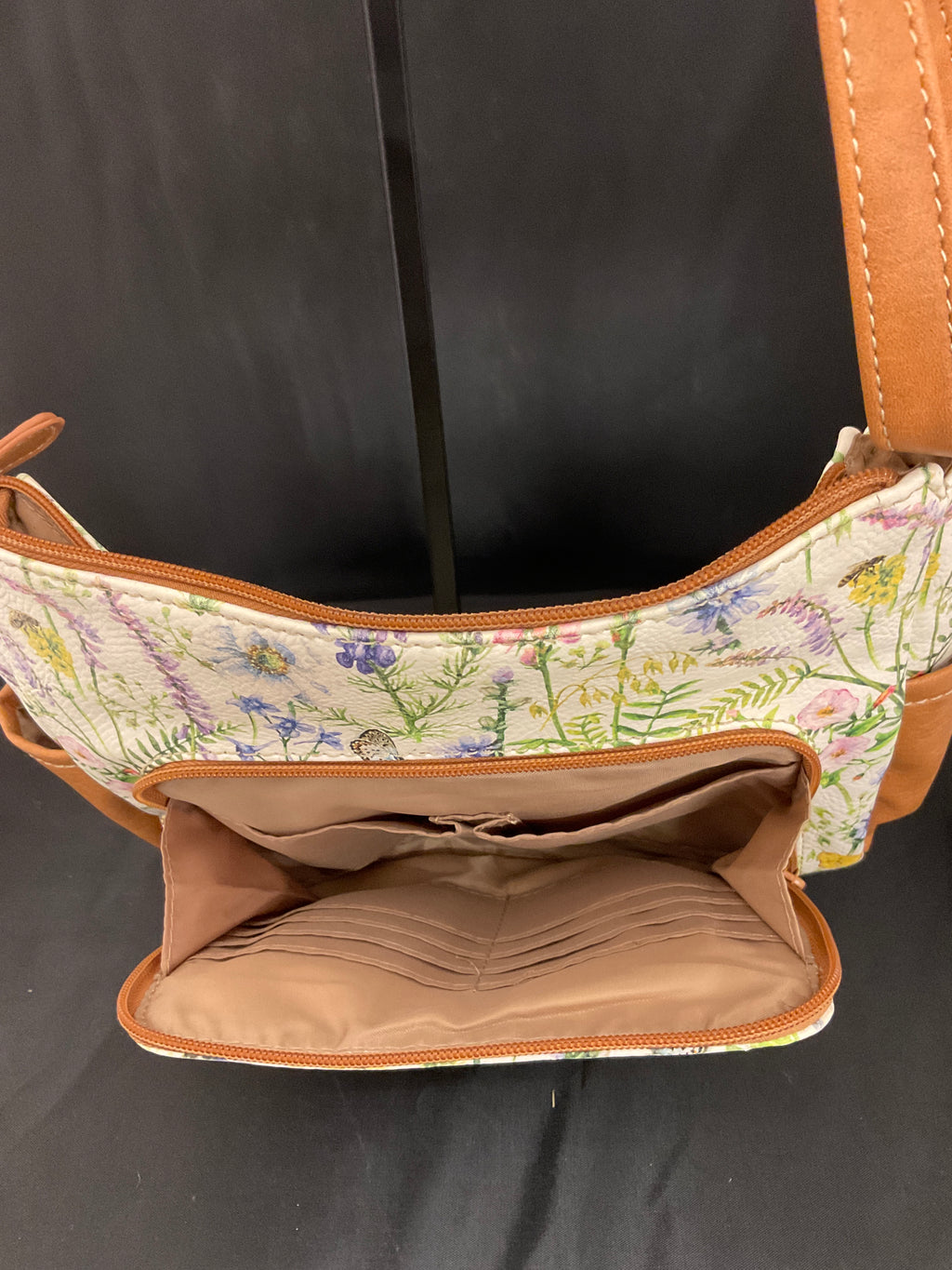 Floral Print Medium Shoulder Bag Wildflower Butterflies Pattern Handbag Purse